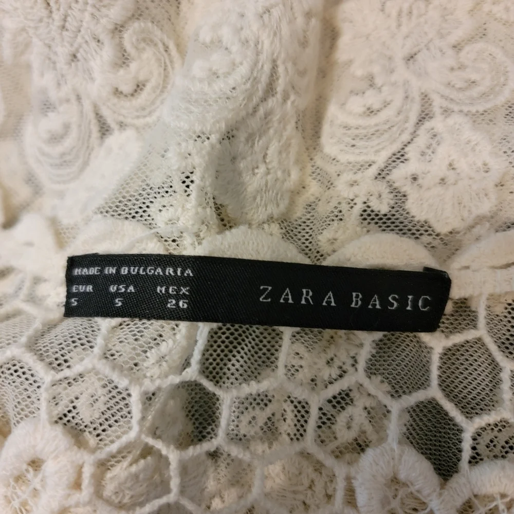 ZARA Cream Sheer Crochet Lace Boho Top Blouse Women’s Size S Floral T04